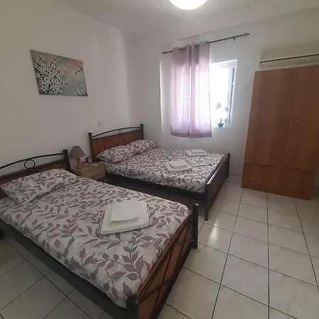 Yellow House Apartment